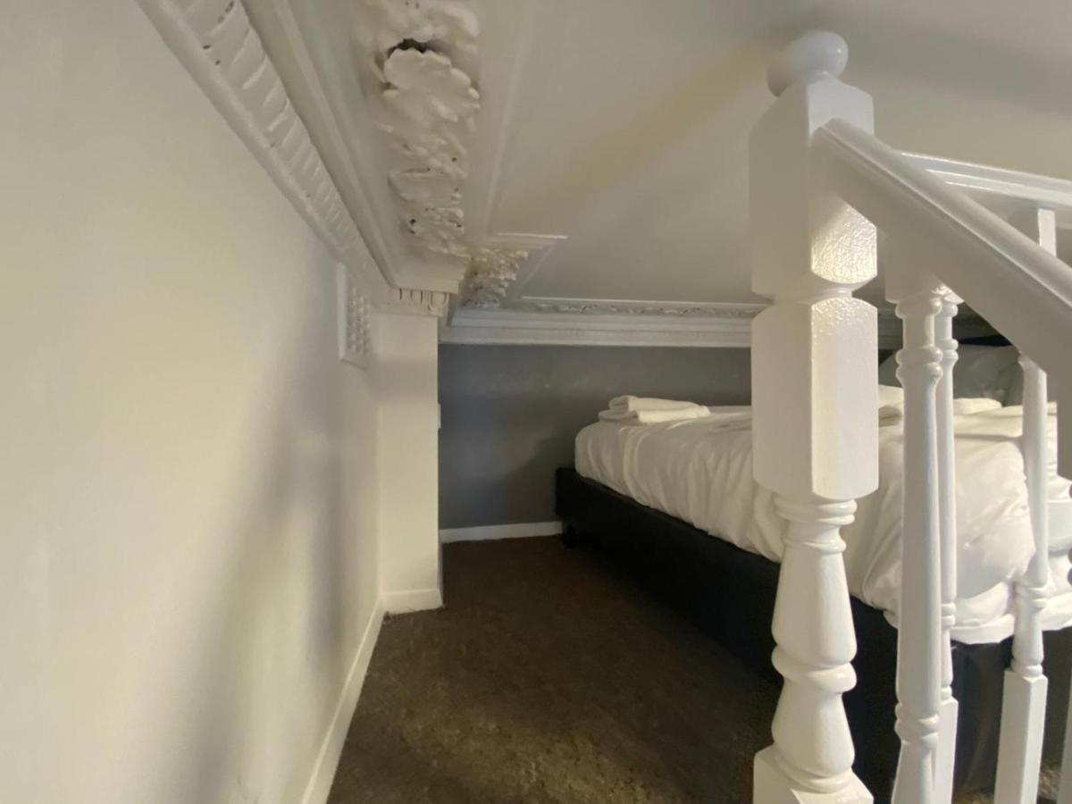 F5- Mezzanine Studio fits 3 Near Paddington Londra Esterno foto
